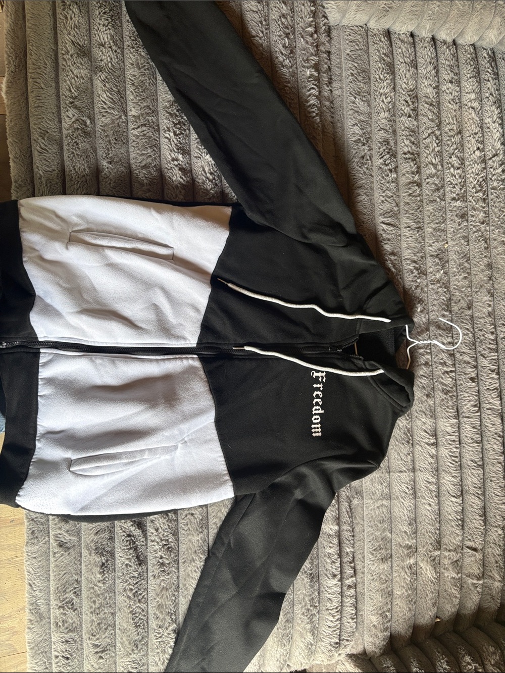 SHEIN Black and White Colorblock Bomber Jacket for Kids